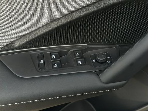 New 2026 Volkswagen Tiguan S AWD/4WD image 12