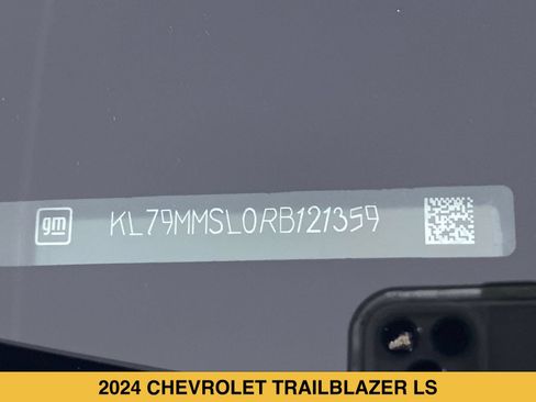 Certified 2024 Chevrolet TrailBlazer LS w/ LS Convenience Package FWD image 15