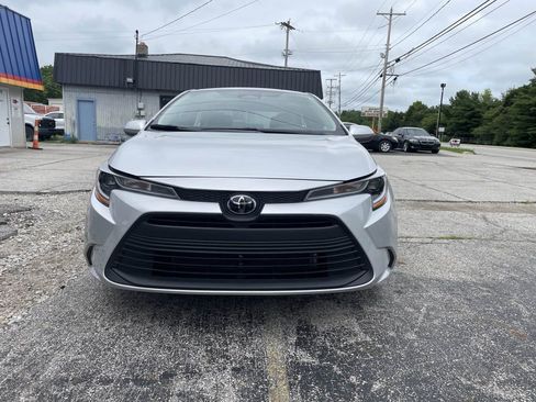 Used 2024 Toyota Corolla LE image 1