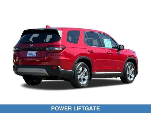 Certified 2024 Honda Pilot EX-L image 6