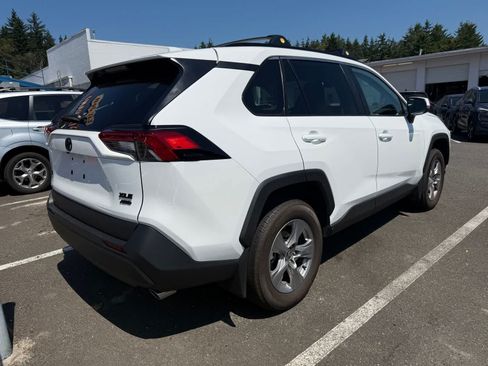 Used 2025 Toyota RAV4 XLE w/ Convenience Package AWD/4WD image 3