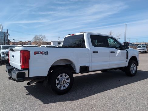 Used 2024 Ford F250 XLT w/ FX4 Off-Road Package image 6
