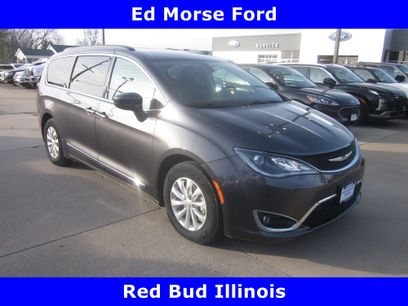 Used 2017 Chrysler Pacifica Touring-L