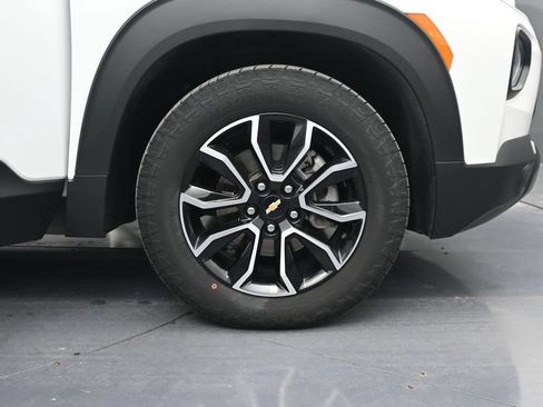 Used 2023 Chevrolet TrailBlazer ACTIV FWD image 35