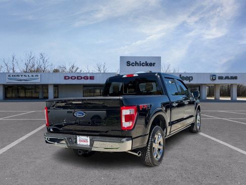 Used 2021 Ford F150 Lariat w/ Equipment Group 502A High AWD/4WD image 3