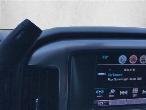 Used 2018 Chevrolet Silverado 1500 LT w/ All Star Edition RWD image 12
