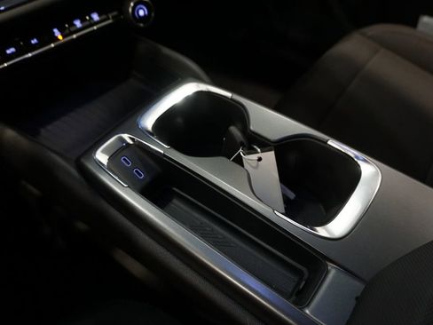 New 2026 Chevrolet Equinox EV LT image 16