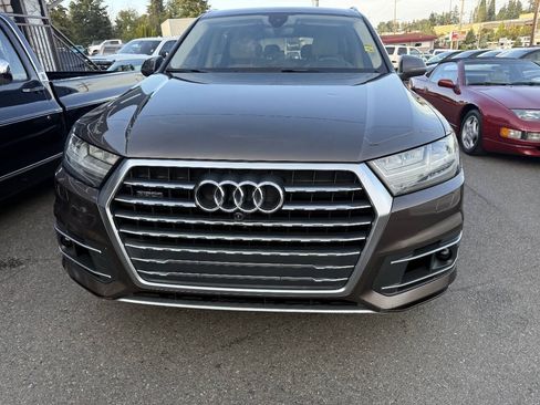 Used 2018 Audi Q7 3.0T Prestige w/ Prestige Package AWD/4WD image 3