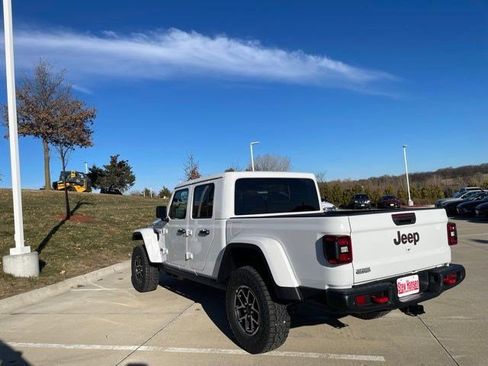 New 2026 Jeep Gladiator Rubicon AWD/4WD image 3