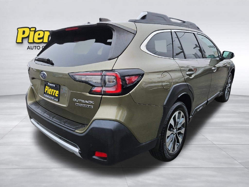 Used 2023 Subaru Outback Touring XT AWD/4WD image 5