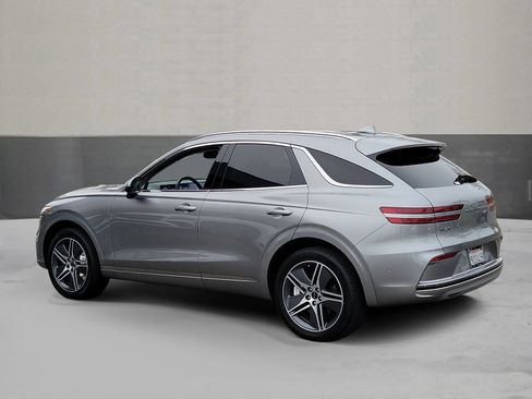 Certified 2026 Genesis Electrified GV70 Prestige AWD/4WD image 4