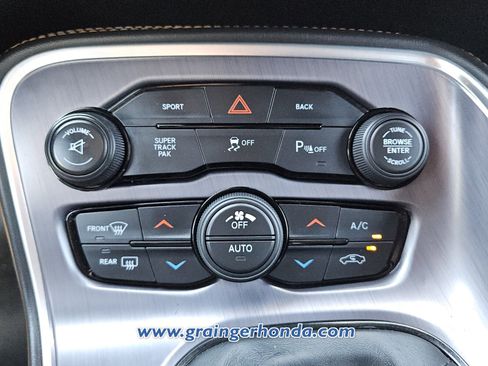 Used 2016 Dodge Challenger R/T Plus RWD image 16