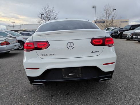 Used 2022 Mercedes-Benz GLC 300 4MATIC Coupe image 10
