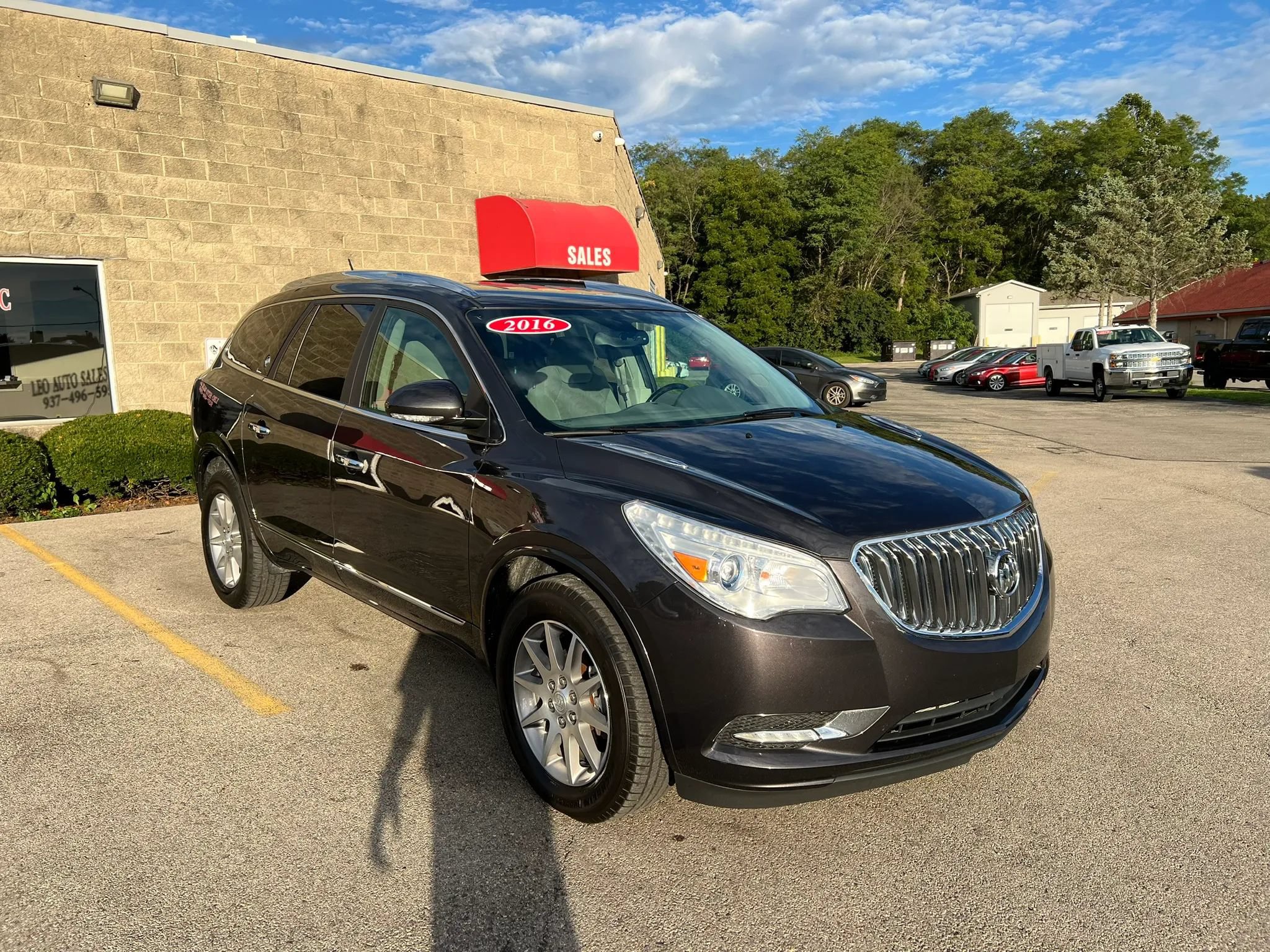 Used 2016 Buick Enclave Convenience w/ Trailering Package FWD image 3