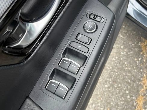 Used 2023 Honda CR-V Sport Touring image 13