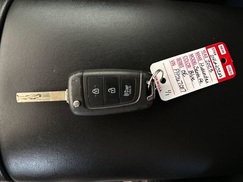 Used 2023 Hyundai Santa Fe SE AWD/4WD image 30