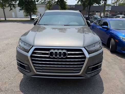 Used 2017 Audi Q7 3.0T Premium Plus w/ Premium Plus Package AWD/4WD image 3