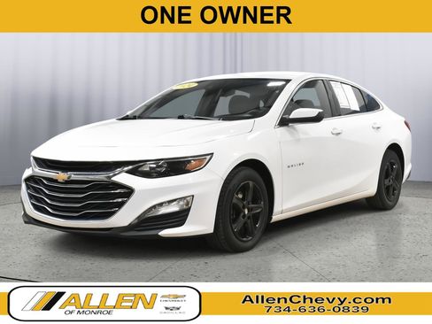 Used 2024 Chevrolet Malibu LT FWD image 1
