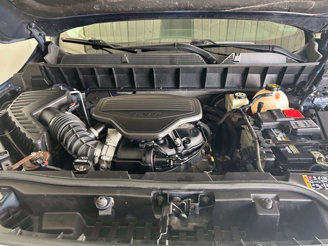 Used 2017 GMC Acadia SLE w/ Driver Alert Package I AWD/4WD image 11