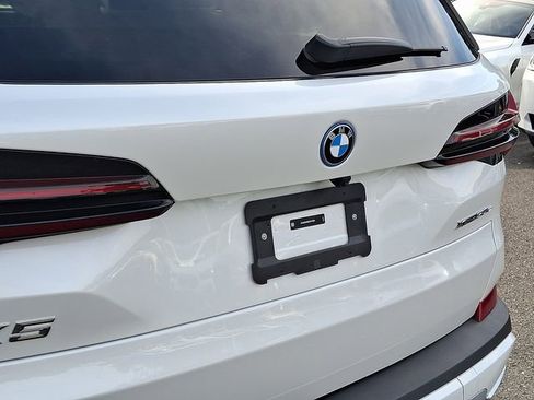 Used 2025 BMW X5 xDrive50e w/ Climate Comfort Package AWD/4WD image 30