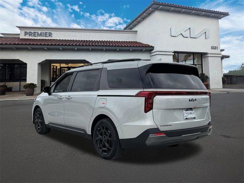 New 2026 Kia Carnival SX image 6