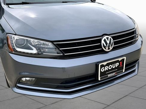 Used 2016 Volkswagen Jetta Sport w/ Lighting Package FWD image 30