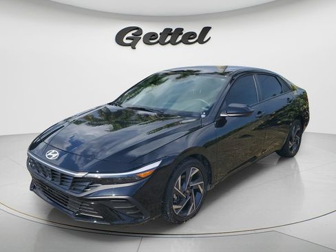 Used 2025 Hyundai Elantra Sport w/ Cargo Package FWD image 1