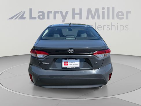 Used 2025 Toyota Corolla LE FWD image 4