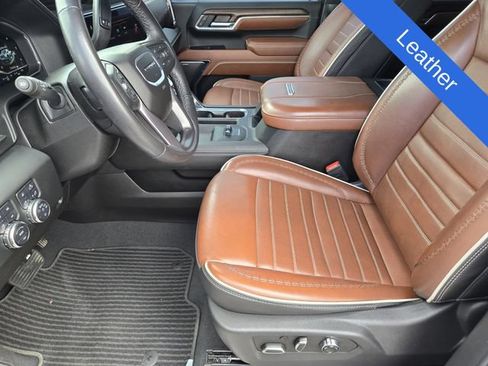 Used 2024 GMC Sierra 2500 Denali Ultimate AWD/4WD image 12