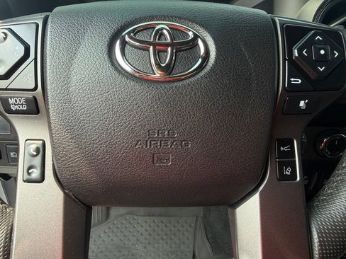 Used 2021 Toyota Tacoma TRD Sport w/ Technology Package AWD/4WD image 26