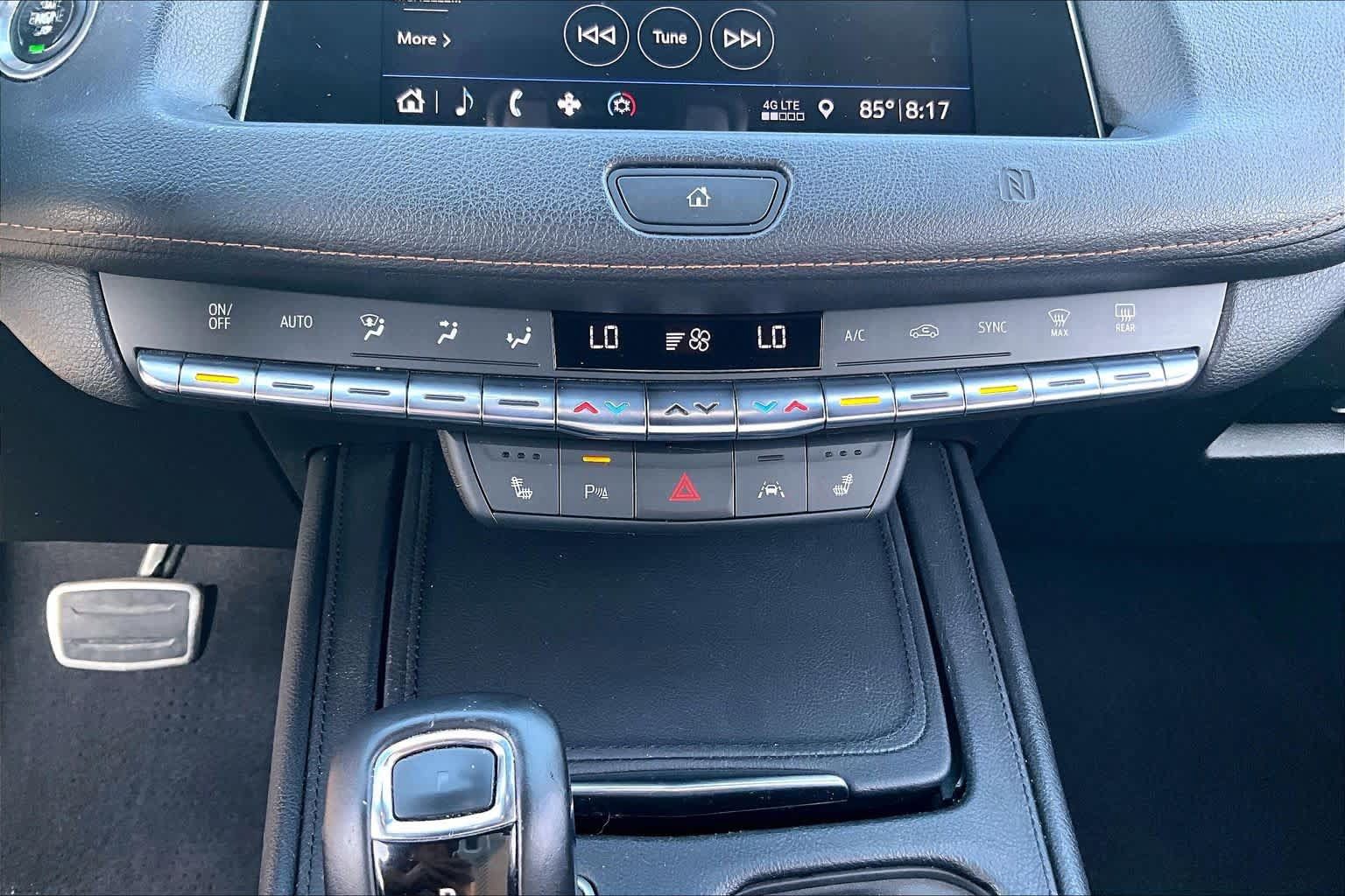 Used 2019 Cadillac XT4 Sport w/ Cold Weather Package FWD image 32