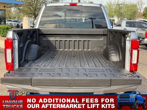 Used 2022 Ford F350 Platinum w/ Tremor Off-Road Package image 7