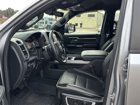 Used 2022 RAM 1500 Laramie w/ Sport Appearance Package image 9