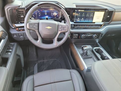 New 2026 Chevrolet Silverado 1500 High Country AWD/4WD image 8