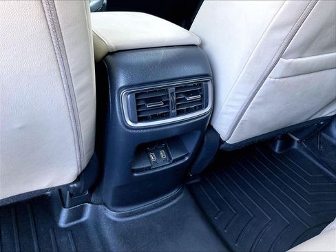 Used 2018 Honda CR-V Touring image 28