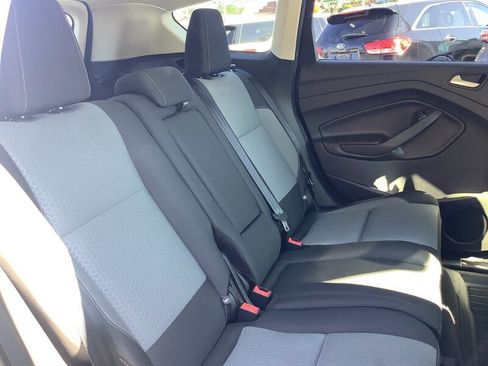 Used 2019 Ford Escape SE AWD/4WD image 14