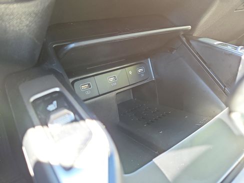 Used 2022 Kia Sorento EX w/ Panoramic Sunroof Package image 22