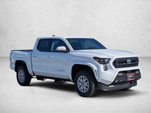 New 2026 Toyota Tacoma SR5 image 7