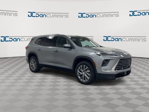 New 2026 Buick Enclave Preferred FWD image 2