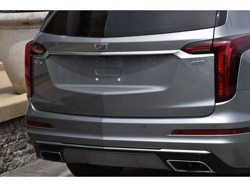 Used 2024 Cadillac XT6 Premium Luxury FWD image 30