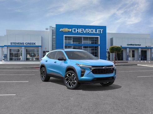 New 2026 Chevrolet Trax RS w/ Driver Confidence Package FWD image 9