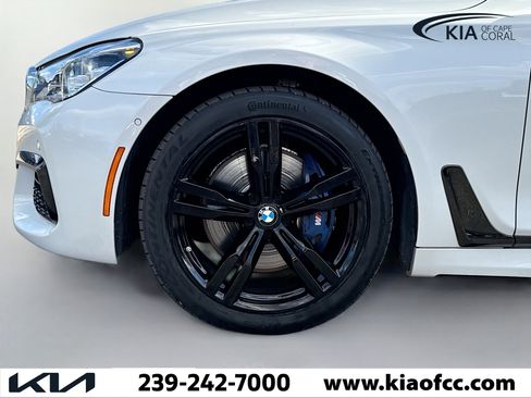 Used 2019 BMW 750i xDrive 750i xDrive w/ M Sport Package image 41