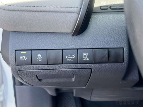 Used 2024 Toyota Camry LE AWD/4WD image 19