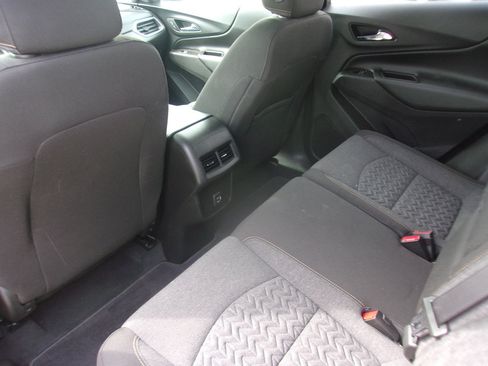 Used 2022 Chevrolet Equinox LT AWD/4WD image 14