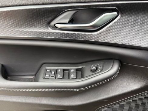 New 2025 Jeep Grand Cherokee L Laredo w/ Luxury Tech Group I image 12