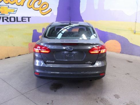 Used 2015 Ford Focus SE w/ SE Winter Package image 7