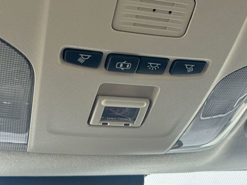 Used 2020 Toyota Corolla LE FWD image 30