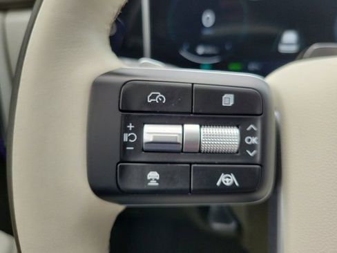 Certified 2025 Hyundai Santa Fe Calligraphy FWD image 23