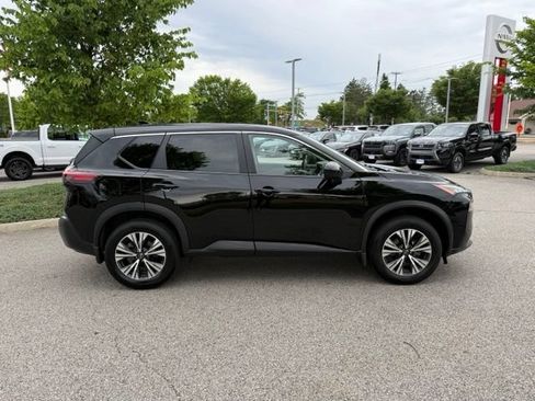 Used 2023 Nissan Rogue SV AWD/4WD image 4