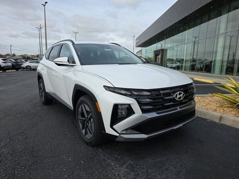 New 2026 Hyundai Tucson SEL image 1
